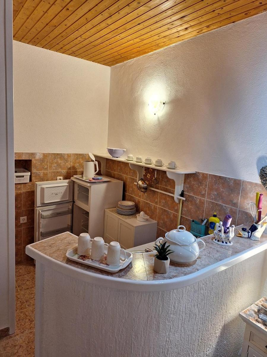 Studio Apartman Podgora Kültér fotó